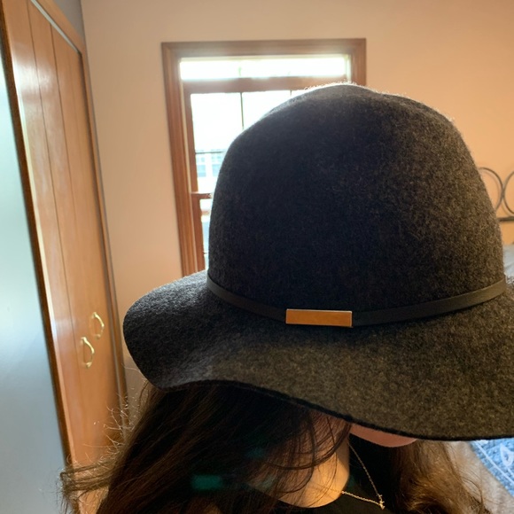 NWOT Banana Republic women’s hat - Picture 2 of 6
